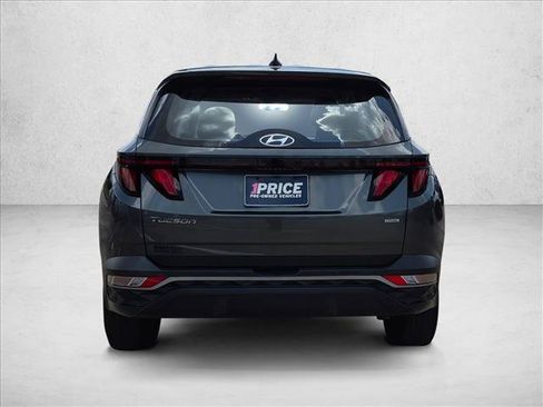 Used 2023 Hyundai Tucson SE AWD/4WD image 6
