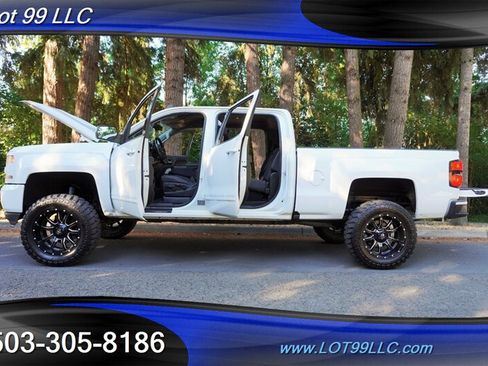 Used 2018 Chevrolet Silverado 1500 LT w/ All Star Edition AWD/4WD image 26