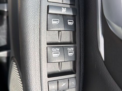 Used 2022 RAM 1500 Big Horn AWD/4WD image 25