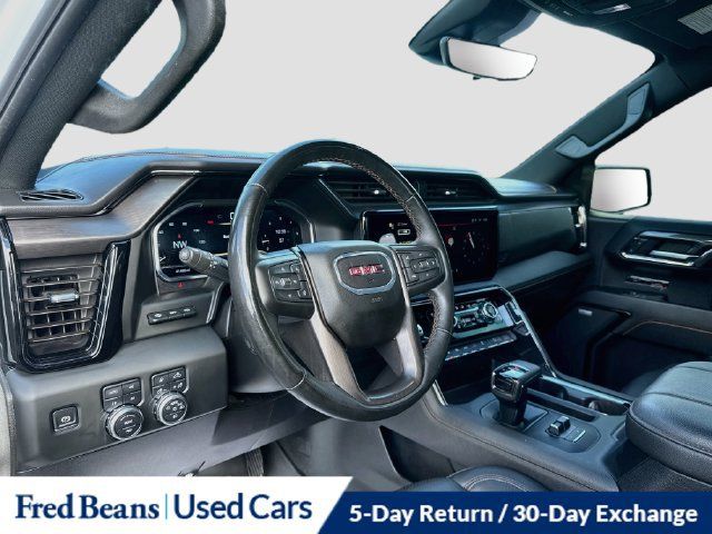 Used 2024 GMC Sierra 1500 AT4 w/ Technology Package AWD/4WD image 12