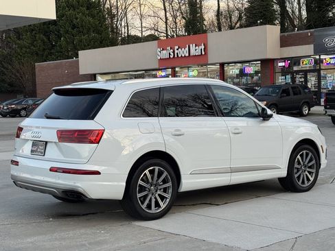 Used 2019 Audi Q7 3.0T Premium Plus w/ Premium Plus Package image 24