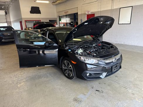 Used 2016 Honda Civic EX-L image 9