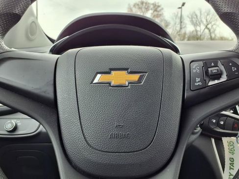 Used 2020 Chevrolet Trax LS image 14