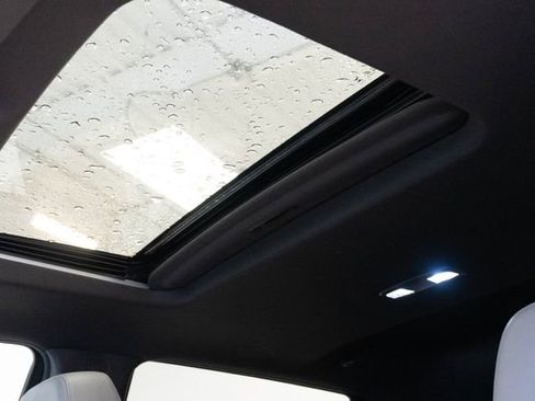 Used 2024 Chevrolet Silverado 3500 LTZ w/ LTZ Premium Package image 6