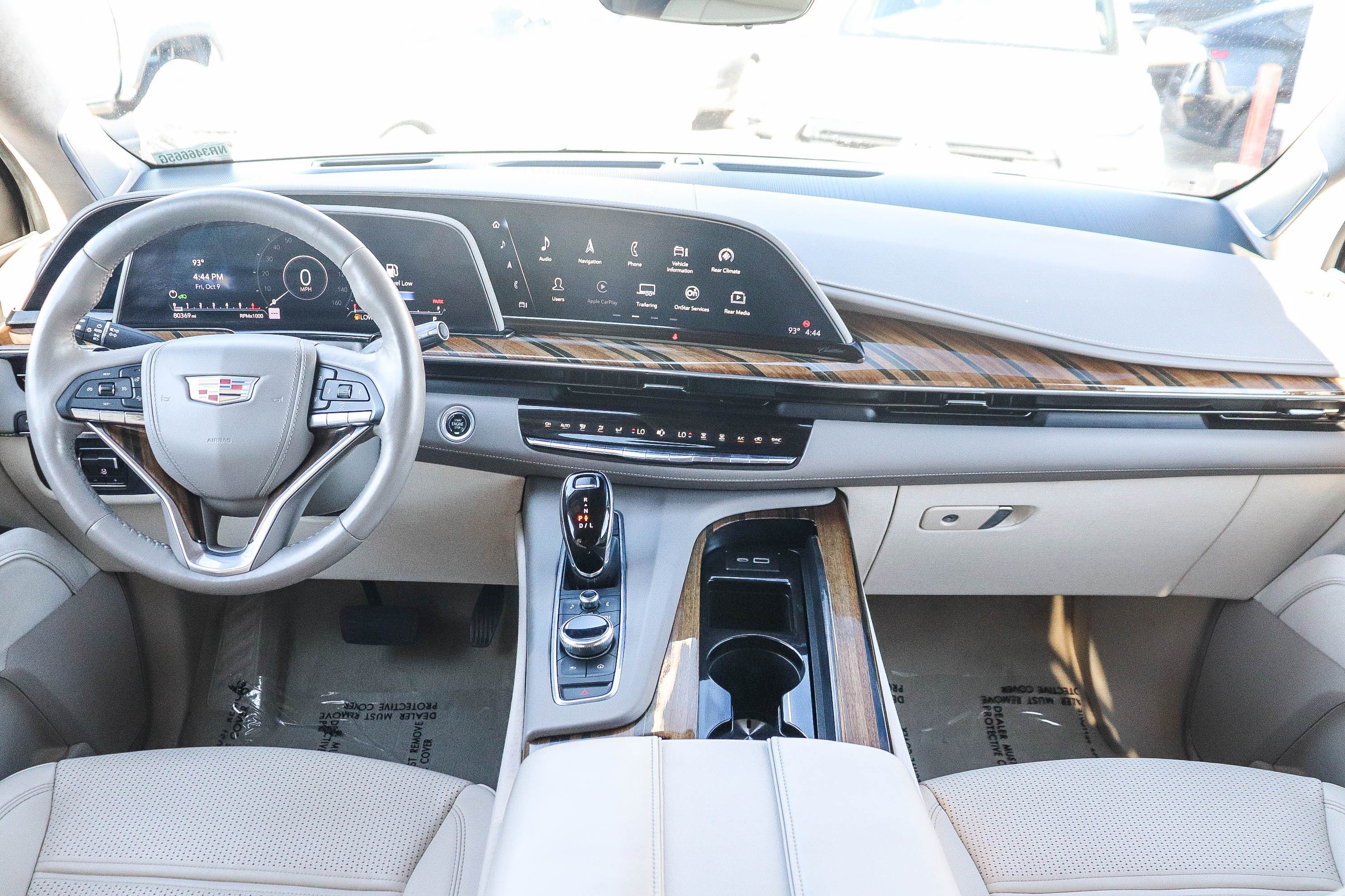 Used 2022 Cadillac Escalade Sport Platinum AWD/4WD image 13