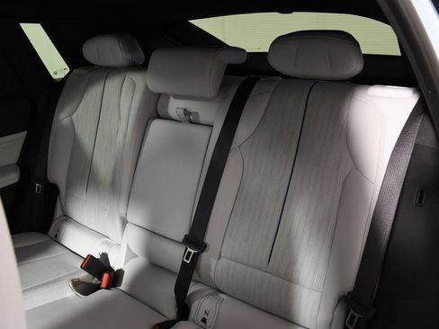 Used 2024 Cadillac Lyriq Sport AWD/4WD image 27