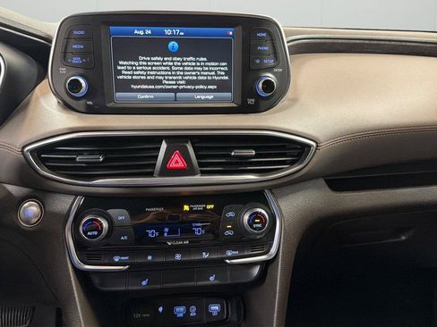 Used 2020 Hyundai Santa Fe SEL FWD image 17