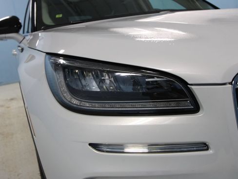Used 2025 Lincoln Corsair AWD w/ Equipment Group 101A image 33