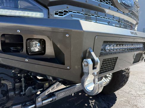 Used 2022 Ford F450 Platinum w/ FX4 Off-Road Package image 16