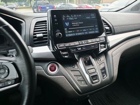 Used 2018 Honda Odyssey EX-L image 37