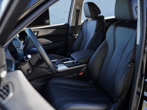 Used 2024 Acura MDX FWD image 21