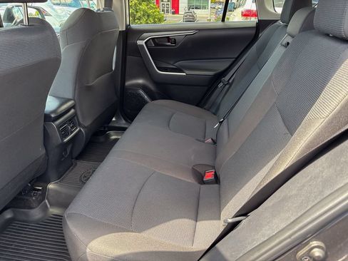 Certified 2025 Toyota RAV4 LE FWD image 43