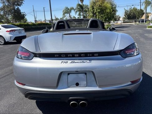 Used 2017 Porsche 718 Boxster S RWD image 6