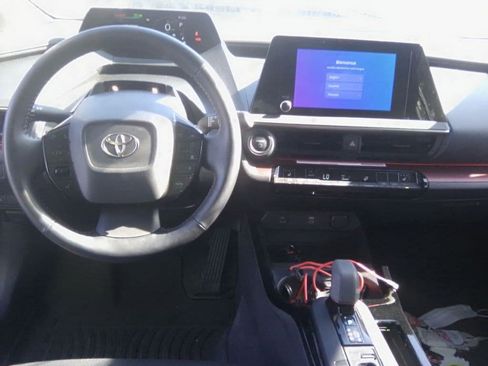 Used 2023 Toyota Prius Prime FWD image 15