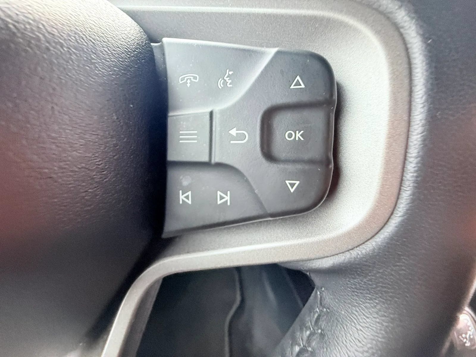 Used 2024 Ford Bronco Outer Banks AWD/4WD image 18