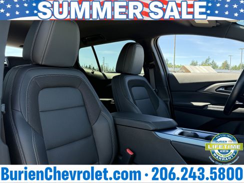 Used 2024 Chevrolet Equinox EV LT w/ Active Safety Package 3 AWD/4WD image 22