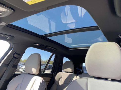 New 2026 Volvo XC90 B5 Core image 10