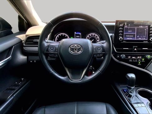 Certified 2023 Toyota Camry SE w/ Convenience Package FWD image 5
