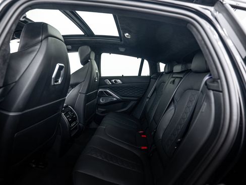 Used 2025 BMW X6 M Competition w/ Executive Package image 21