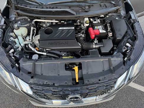 Used 2023 Nissan Rogue S image 7