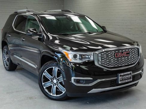 Used 2017 GMC Acadia Denali w/ Technology Package AWD/4WD image 6