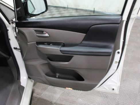 Used 2013 Honda Odyssey Touring image 30