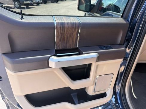 Certified 2019 Ford F150 Lariat w/ Equipment Group 502A Luxury AWD/4WD image 35