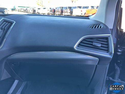 Used 2024 Ford Edge Titanium image 58