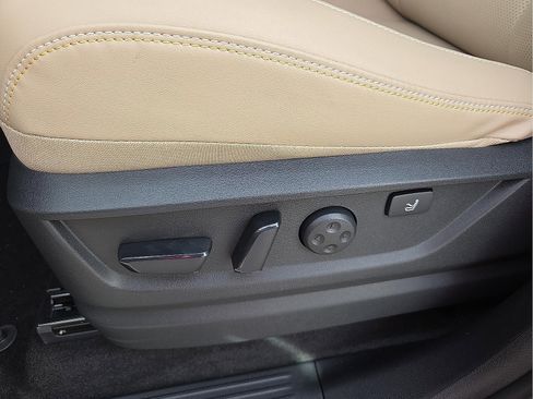 New 2026 Nissan Armada Platinum Reserve image 14