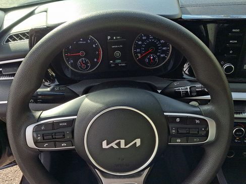 Used 2023 Kia K5 LXS image 18