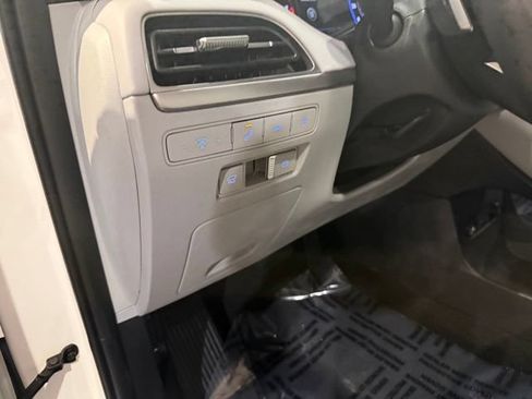 Used 2022 Hyundai Palisade SEL w/ Premium Package AWD/4WD image 14