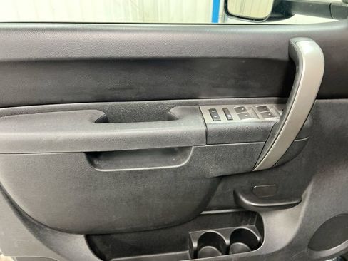 Used 2012 Chevrolet Silverado 2500 LT w/ Interior Plus Package AWD/4WD image 19