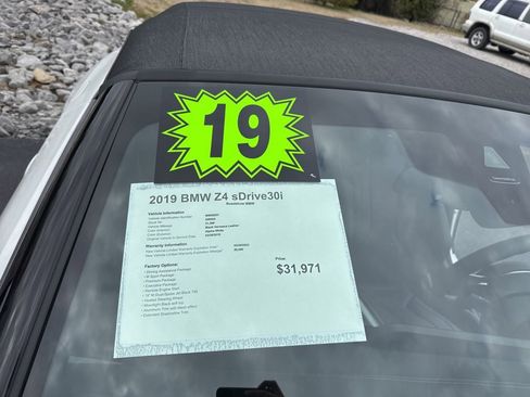 Used 2019 BMW Z4 sDrive30i w/ M Sport Package image 17