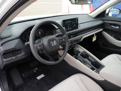 New 2026 Honda Accord LX image 15