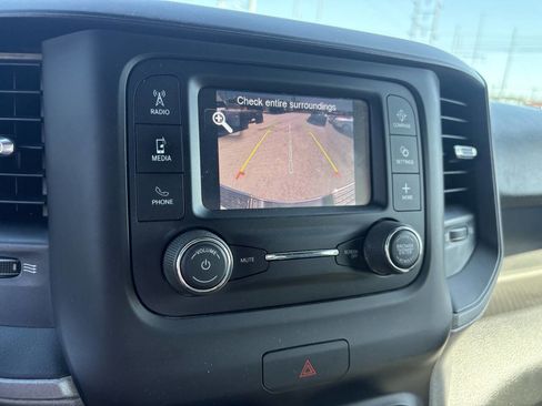 Used 2023 RAM 2500 Tradesman w/ Chrome Appearance Group image 31