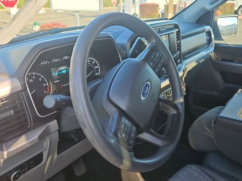 Used 2023 Ford F150 XLT image 2