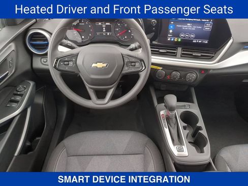 New 2026 Chevrolet Trax LS w/ LS Convenience Package FWD image 17