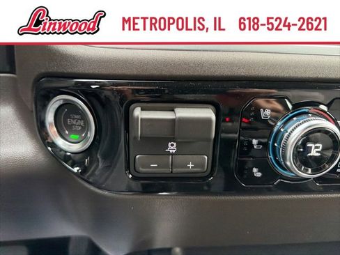 New 2026 GMC Sierra 1500 SLT w/ SLT Premium Plus Package image 23