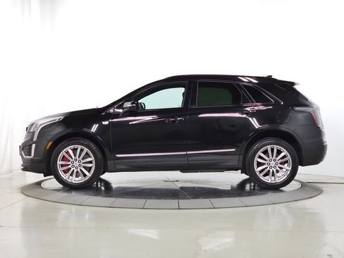 Certified 2023 Cadillac XT5 Sportv AWD/4WD image 2