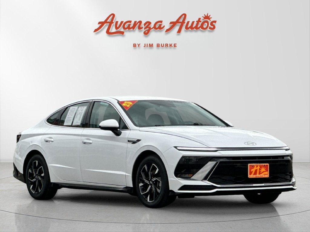 Used 2025 Hyundai Sonata SEL FWD image 7