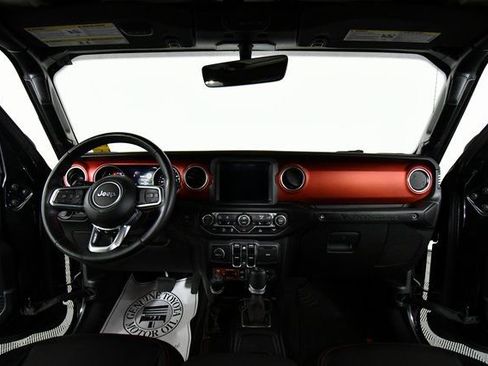 Used 2021 Jeep Wrangler Unlimited Rubicon image 18