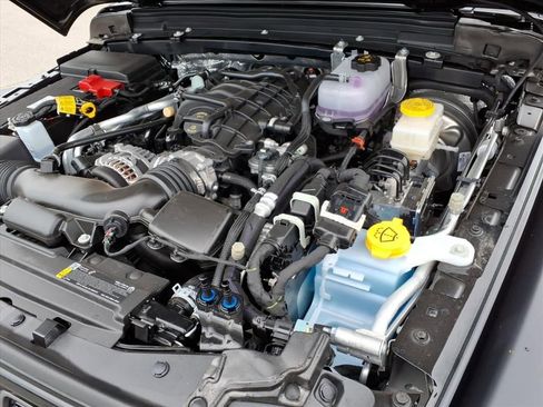 New 2025 Jeep Wrangler Unlimited Rubicon image 30