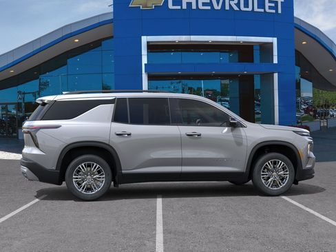 New 2026 Chevrolet Traverse LT AWD/4WD image 32