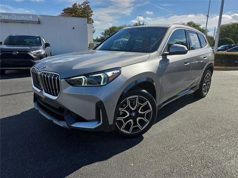 Used 2025 BMW X1 xDrive28i image 27