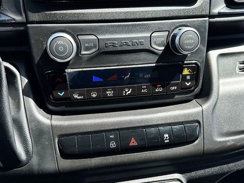 Used 2026 RAM ProMaster 2500 w/ Convenience Group FWD image 21