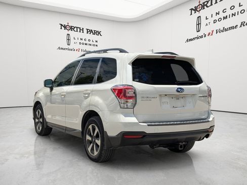 Used 2018 Subaru Forester 2.5i Premium AWD/4WD image 2