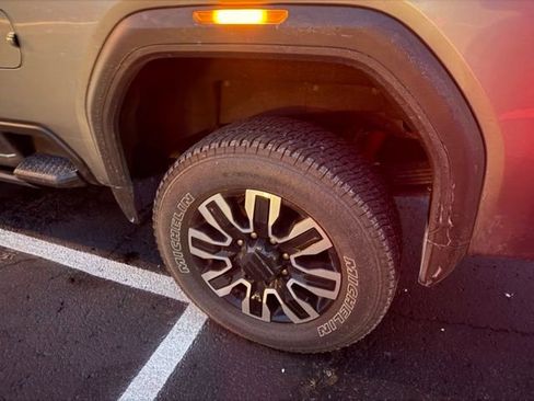 Certified 2024 GMC Sierra 2500 Denali Ultimate image 8