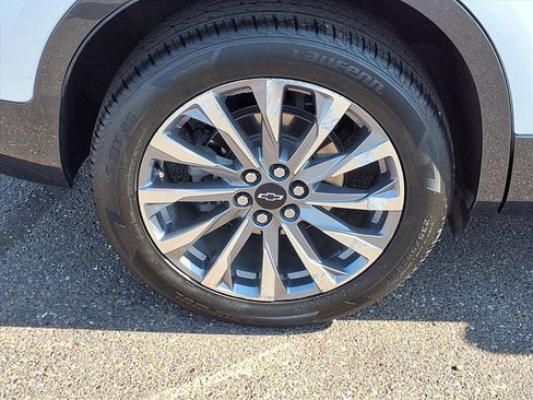 Used 2022 Chevrolet Blazer Premier w/ Enhanced Convenience Package image 9