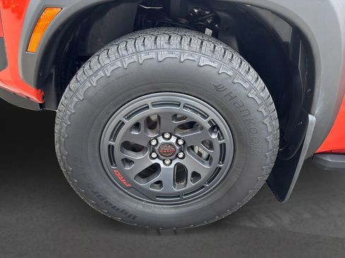 Certified 2025 Nissan Frontier PRO-4X AWD/4WD image 12