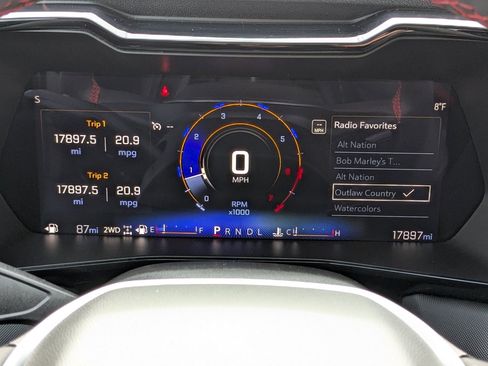 Used 2024 Chevrolet Colorado Z71 w/ Z71 Convenience Package 2 image 28